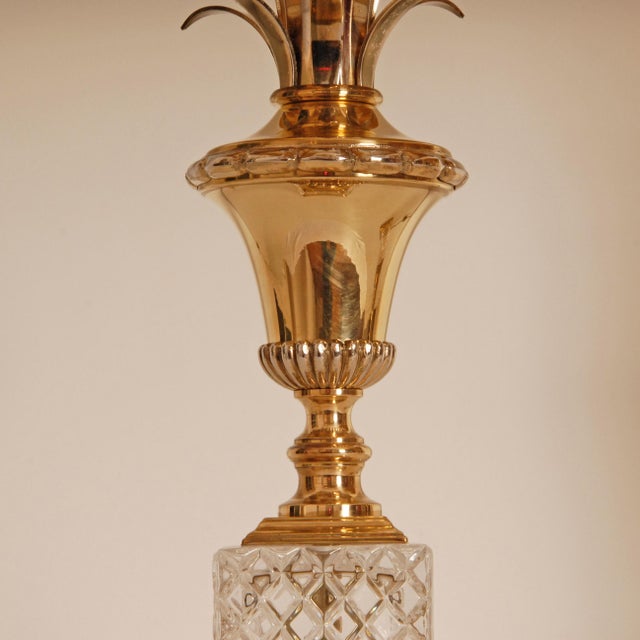 Metal Mid-Century Hollywood Regency Table Lamps in Crystal and Gilt Brass Reed by Maison Jansen for Maison Charles, 1970s, Set of 2 For Sale - Image 7 of 13