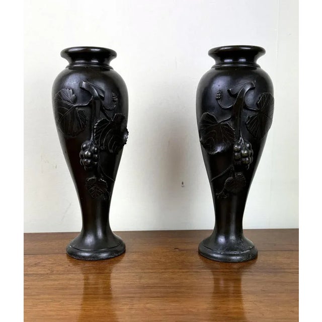 Art Nouveau Bronze Vases, 1900, Set of 2 For Sale - Image 4 of 10