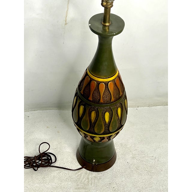 Mid Century Ceramic Green Table Lamp For Sale - Image 4 of 10