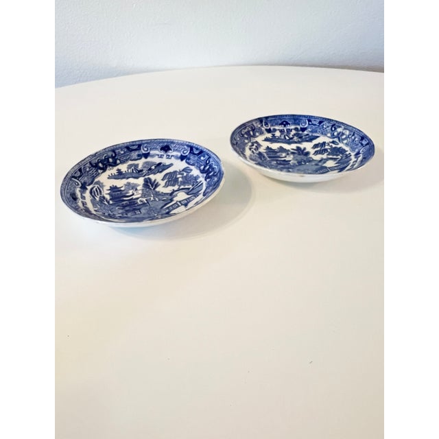 Chinoiserie Pair of English Blue Willow Condiment Bowls For Sale - Image 3 of 4