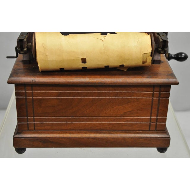 Late 19th Century Late 19th Century Antique Victorian Clariona Merritt Gally 14 Reed Pipe Organette Small Music Box For Sale - Image 5 of 12