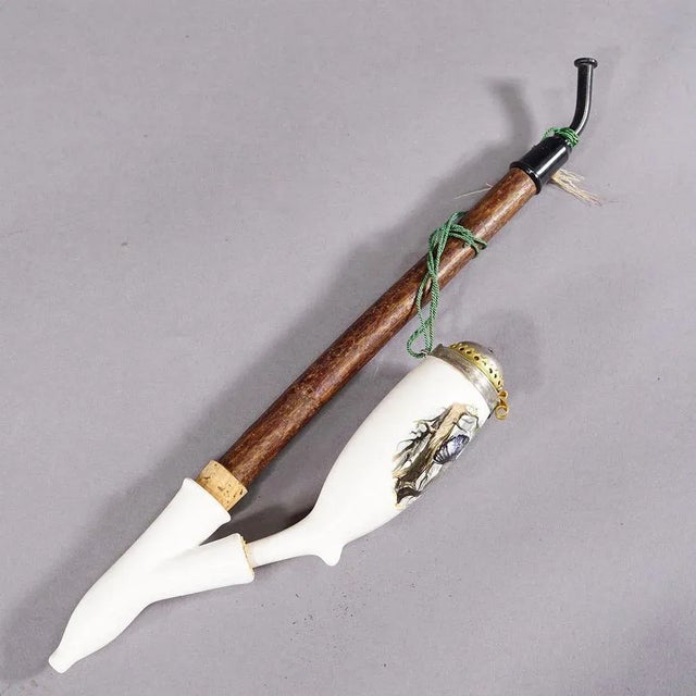 Black Forest Porcelain Tobacco Pipe with Capercaillie, 1950s For Sale - Image 3 of 9