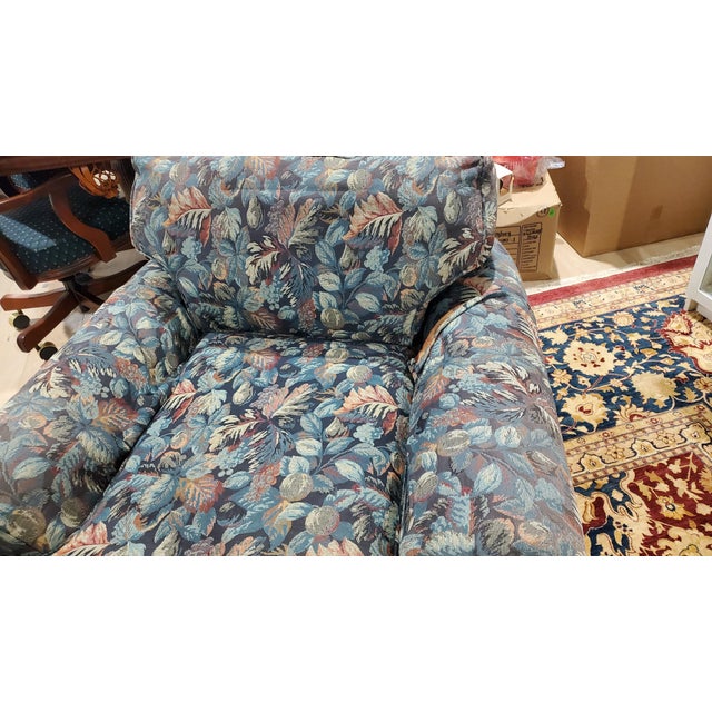 Sherrill Furniture 1990s Overstuffed Club Chair and Ottoman Set - Botanical Tapestry For Sale - Image 4 of 7