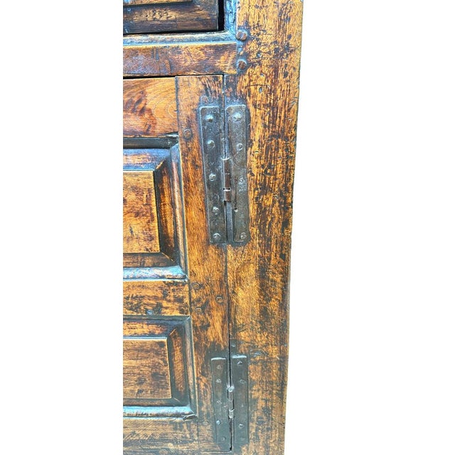 Oak Dresser Cupboard, 1710s For Sale - Image 4 of 13