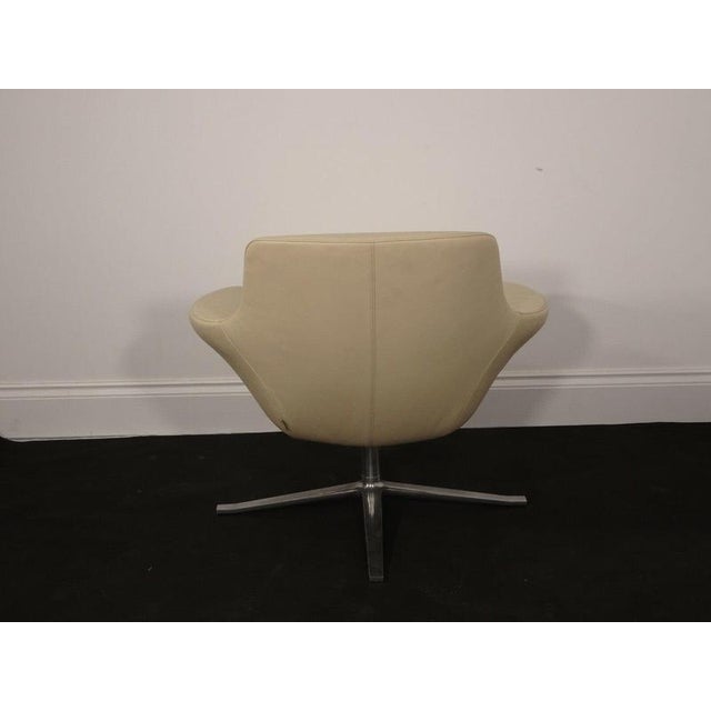 Oscar Swivel Armchair in Cream Leather from Walter Knoll For Sale - Image 6 of 7
