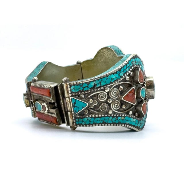 Vintage Moroccan Tribal Turquoise & Coral Jewelry Set, Cuff , Ring , Pair of Earrings (4 PCS For Sale - Image 4 of 12