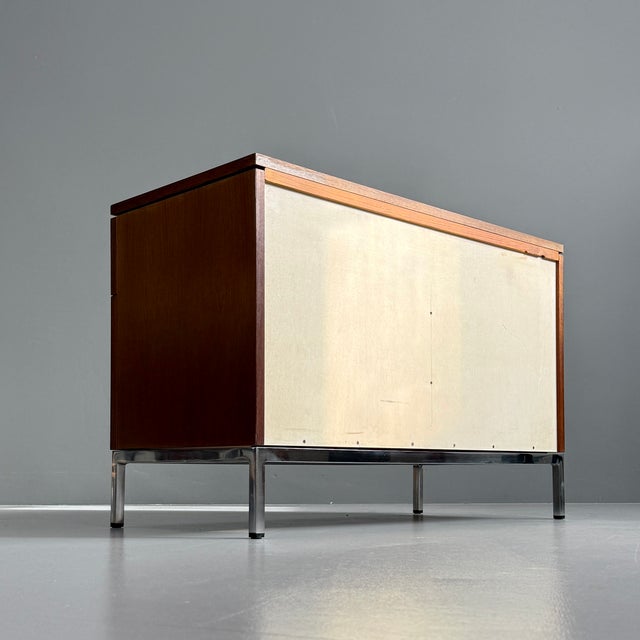 Sideboard by Florence Knoll Bassett for Knoll International, 1980s For Sale - Image 9 of 10