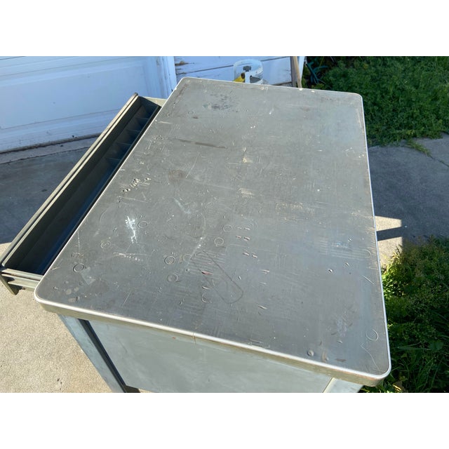 Vintage Mid-Century Modern General Fireproofing Tanker Desk For Sale - Image 10 of 12