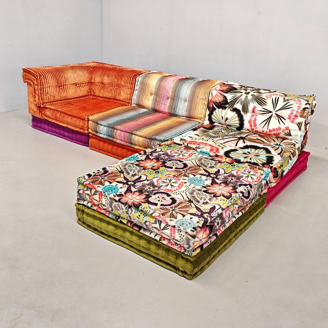 Mah Jong Modular Sofa by H. Hopfer for Roche Bobois, 2000s, Set of 11, in Flawless conditions. Designed 1970 to 1979 This...