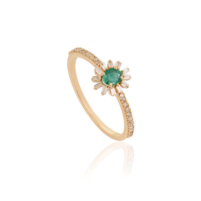 VR Jewels Art Deco Sunburst Emerald & Baguette Diamond Promise Ring Size 4 in 14k Yellow Gold For Sale - Image 4 of 17
