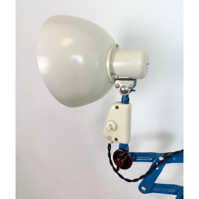 Industrial East German Scissor Table Lamp from Veb Zweckleuchtenbau Dresden, 1950s For Sale - Image 9 of 18