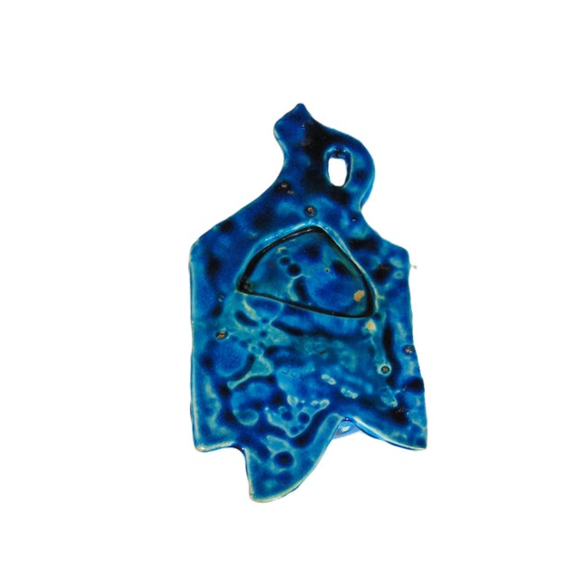 1990s French Majolica Glazed Pear Wall Pocket Vase 8"h X 3.75"w X 3.5"d For Sale - Image 5 of 5