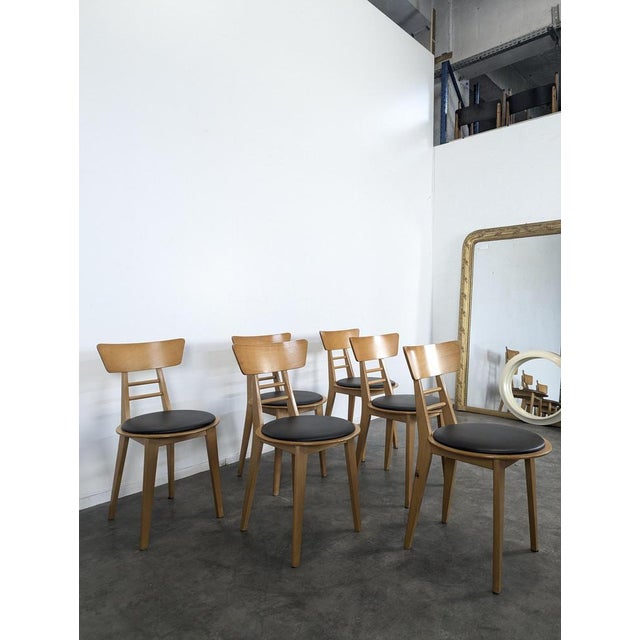 Vintage Chairs in Wood from Ton, Set of 6, in Very Good conditions.