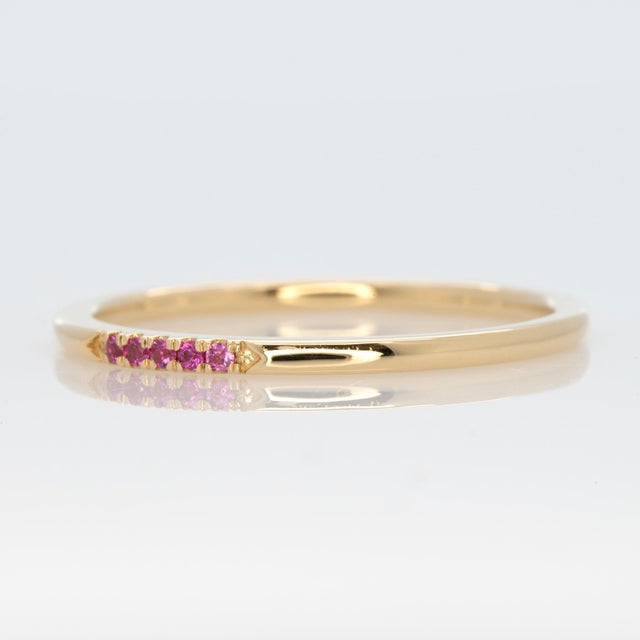 Minimalist Pink Sapphire Band Ring: Solid 14k Gold Jewelry, Size 6.75 For Sale In Columbus - Image 6 of 8