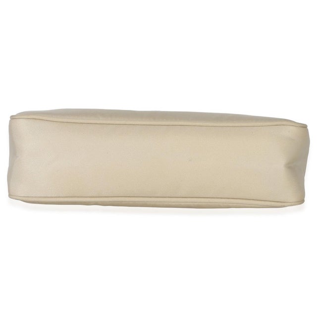 2000 - 2009 Beige Re-Nylon Re-Edition 2000 Mini Bag For Sale - Image 5 of 8