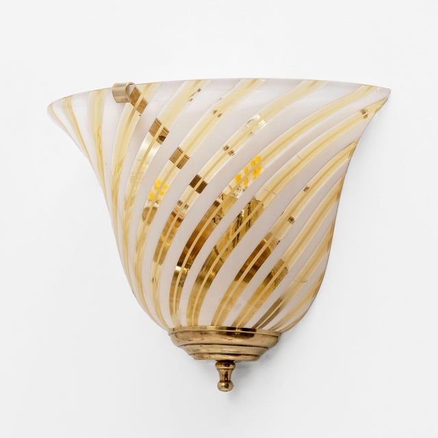 Mid-Century Modern Murano Glass and Brass Sconces in the style of Barovier & Toso, 1960s, Set of 2 For Sale - Image 3 of 10