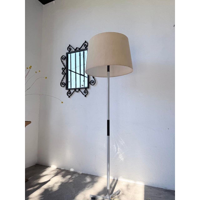 Vintage Chrome Tripod Floor Lamp, 1970s For Sale - Image 4 of 18
