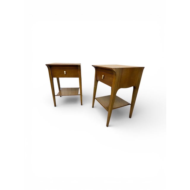 Mid-Century Modern Mid-Century Modern Drexel "Profile" Walnut Nightstands - Set of 2 For Sale - Image 3 of 9