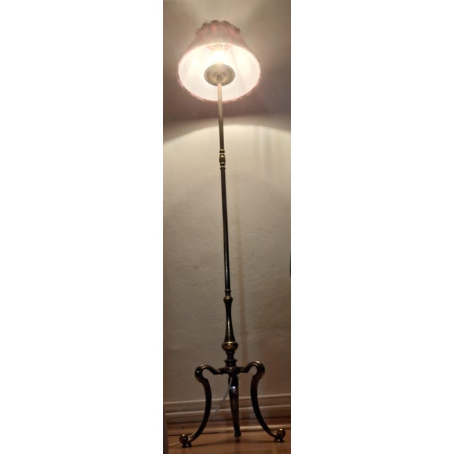 1950s Vintage Floor Lamp with Brass Base and Handmade Fabric Shade by Lamplove, 1950s For Sale - Image 5 of 10