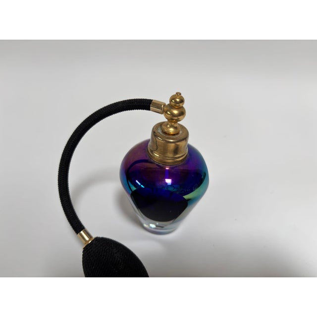 Iridescent Cobalt and Amethyst Art Glass Perfume Atomizer Faceted Crystal 1980 For Sale - Image 10 of 18