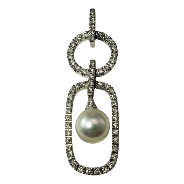 Late 20th Century 18k White Gold Diamond and Pearl Pendant For Sale