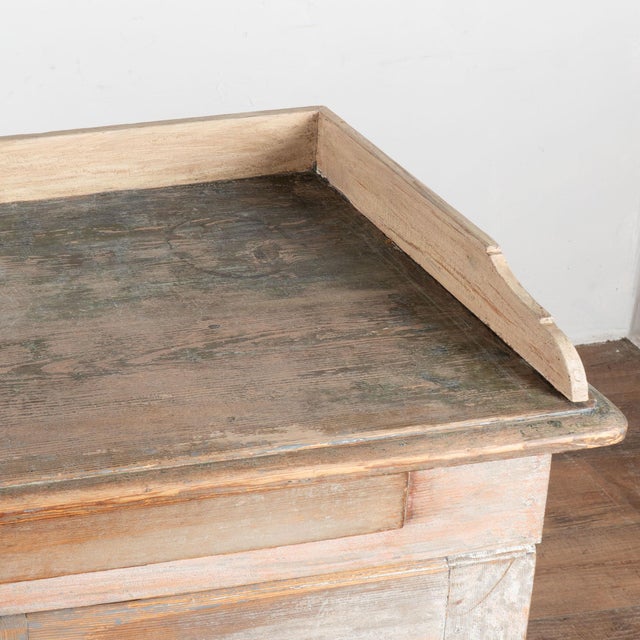 19th Century Swedish Original Hand-Painted Pine Sideboard Buffet Cabinet For Sale - Image 6 of 18