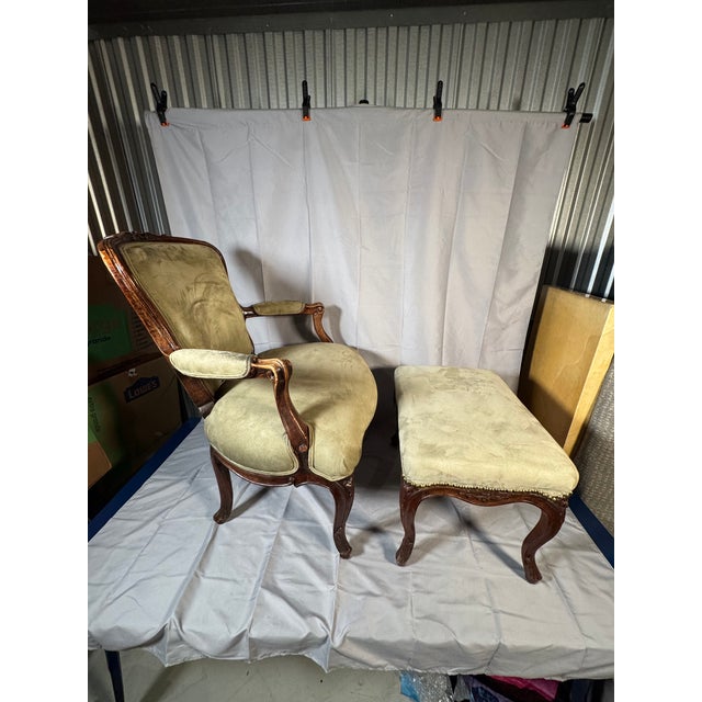 Late 19th Century Victorian Carved Walnut Armchair With Matching Ottoman For Sale - Image 9 of 18