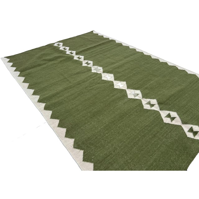Handmade New Zealand Wool Dhurrie, Olive Green and White Diamond Rug- 5'x7' For Sale - Image 6 of 14