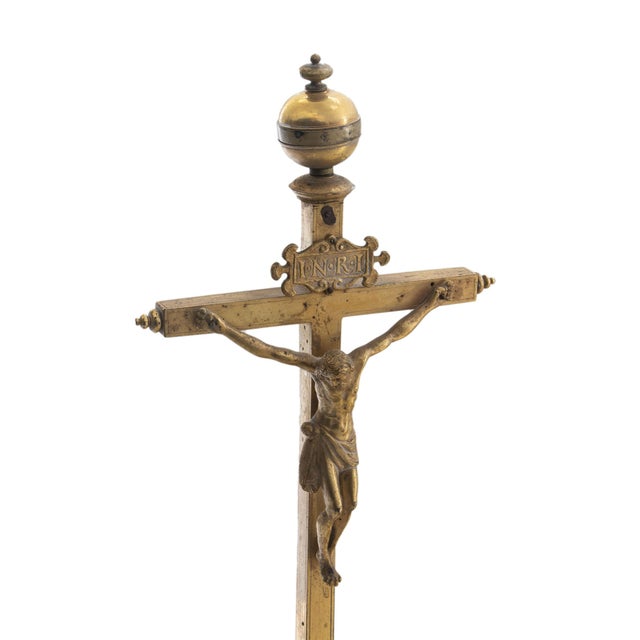 This rare and precious Calvary clock is a refined example of religious art and devotion. The clock's hexagonal base is...
