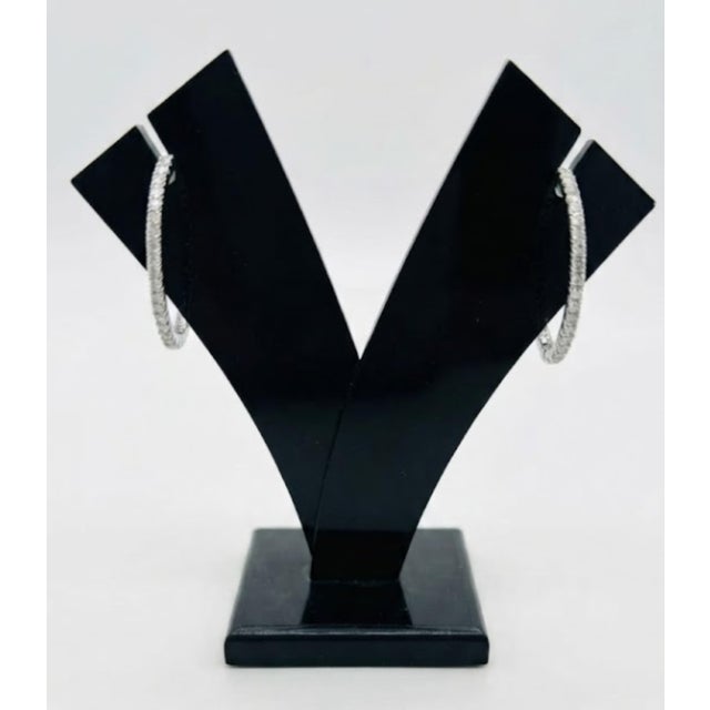 Natural Diamond 0.60cts Earring in 18k Gold For Sale In New York - Image 6 of 8