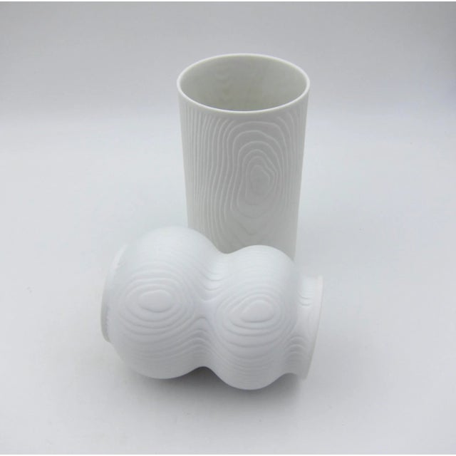 Vintage German Op-Art White Bisque Porcelain Vase Set With Wood Grain Decor For Sale In Los Angeles - Image 6 of 11