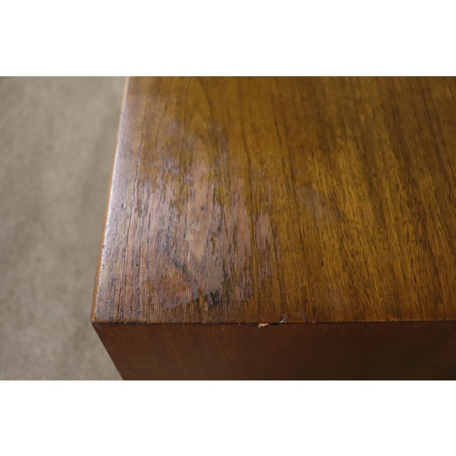 Mid 20th Century Cavalier Furniture Bedside Tables - 2 Pieces For Sale - Image 10 of 12