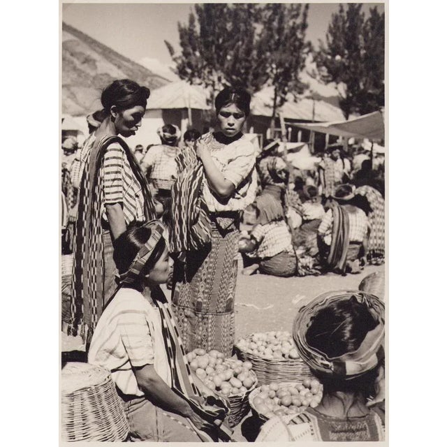 Hanna Seidel, Guatemalan Market People, Black and White Photograph, 1960s For Sale - Image 3 of 3