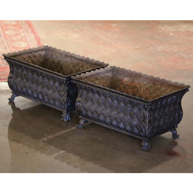 Pair of 19th Century French Polished Iron Jardinières With Basket Weave Decor For Sale In Dallas - Image 6 of 11