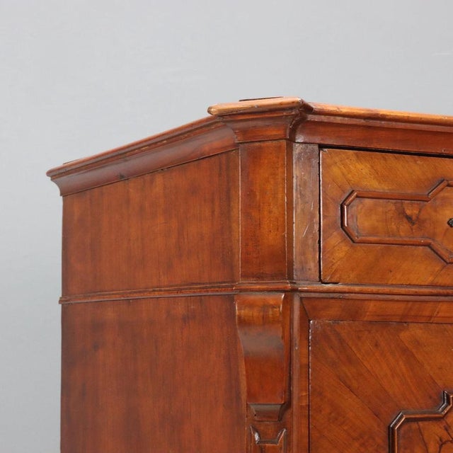 Chest of Drawers in Walnut For Sale - Image 5 of 12