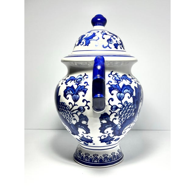 2010s Chinoiserie Chinese Blue & White Large Ceramic Hand Painted Ginger Jar For Sale In Dallas - Image 6 of 9