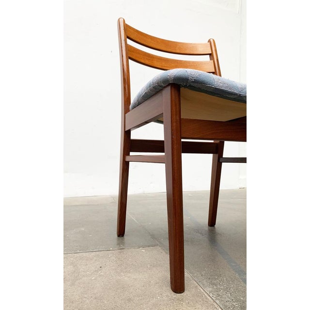 Set of Minimalist Pattern Chair, 1960s For Sale - Image 11 of 18