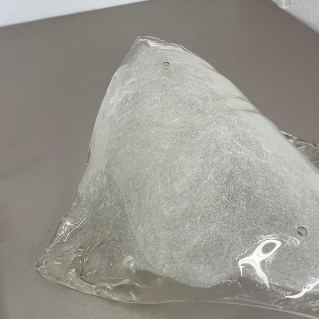 Large Vintage Hollywood Regency Ice Glass Wall Light from Kalmar Lights, 1970 For Sale - Image 15 of 18