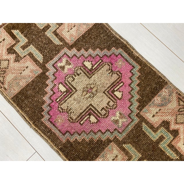 1960s Mid 20th Century Small Oushak Door Mat Rug For Sale - Image 5 of 5