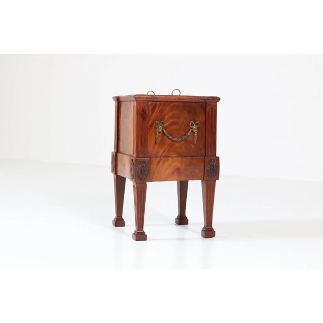 Red Antique Dutch Mahogany Louis XVI Wine Cooler, 1790s For Sale - Image 8 of 10