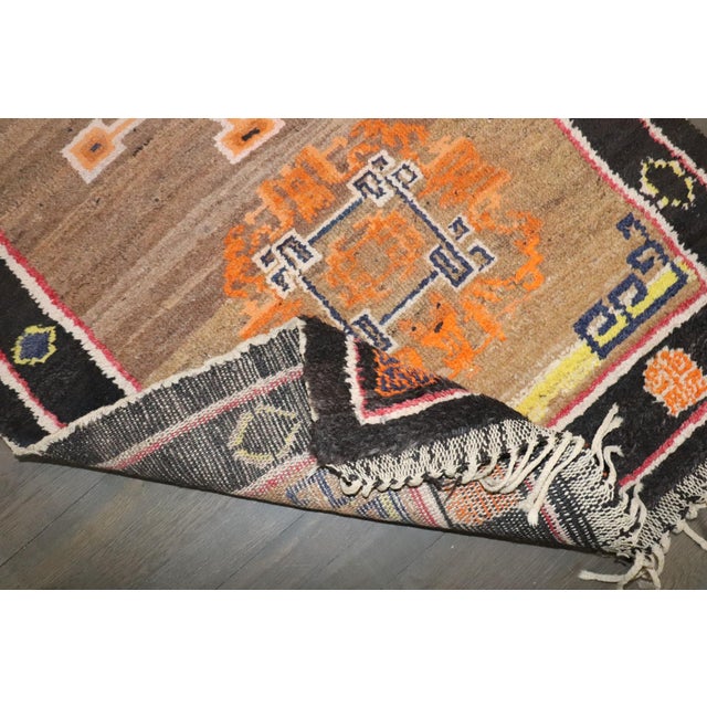 Vintage Tibetan Small Rug rug no.j4792 For Sale In New York - Image 6 of 8