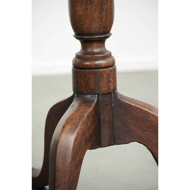 Antique English Tilt-Top Side Table, 1700s For Sale - Image 10 of 11