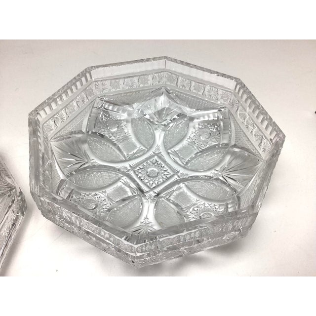 Vintage Large Eight Sided Cut Glass Dresser Box 8” in Diameter For Sale In New York - Image 6 of 7