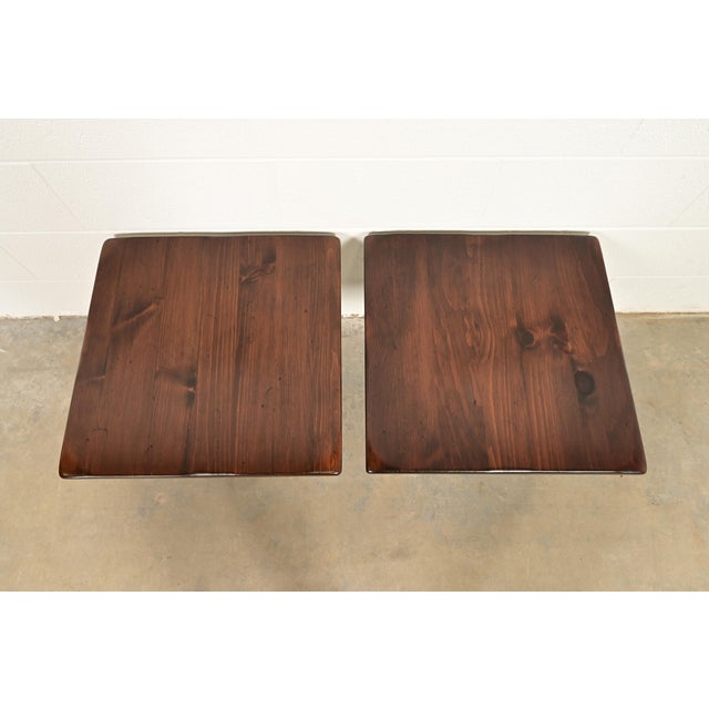 Ethan Allen Early American Solid Pine Pedestal Side Tables, Pair For Sale In South Bend - Image 6 of 10