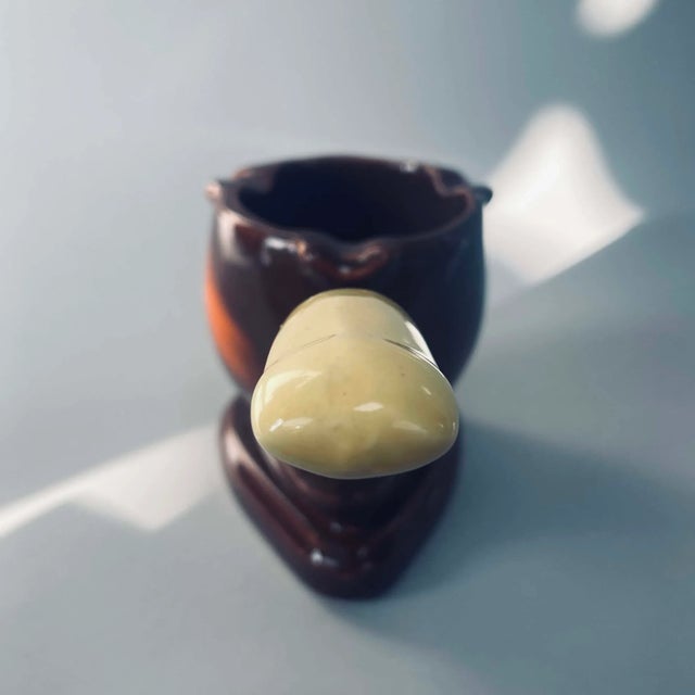 1960s Vintage Mid-Century Modern Swank Oversize Ceramic Pipe Ashtray For Sale - Image 5 of 13