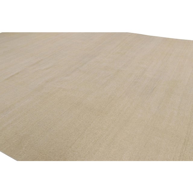 Hand-knotted in wool, this 14x22 contemporary rug is the newest addition to the Rug & Kilim Textural Collection, with an...