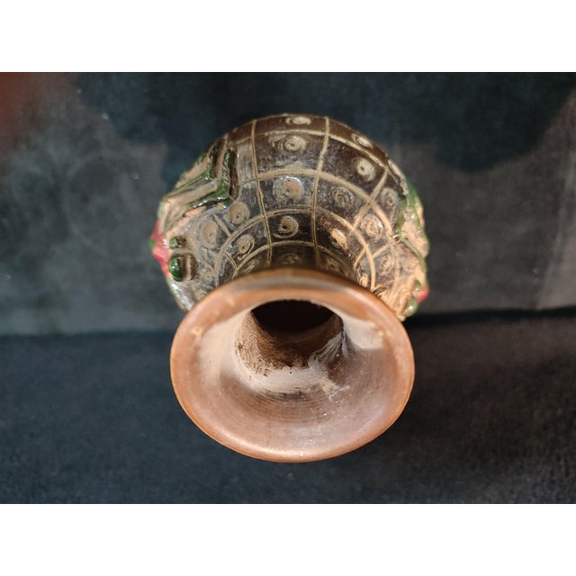 Early 20th Century Chinese Ceramic Vase,Brown Glaze Porcelain Vase Hand Carved Spider Pattern For Sale - Image 5 of 12