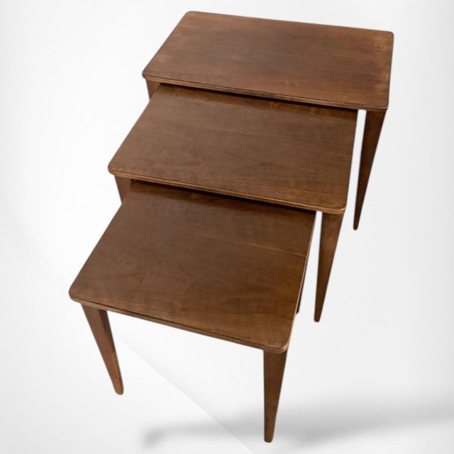 Nesting Tables in Oak and Walnut from Gordon Russell, Set of 3 For Sale - Image 5 of 8