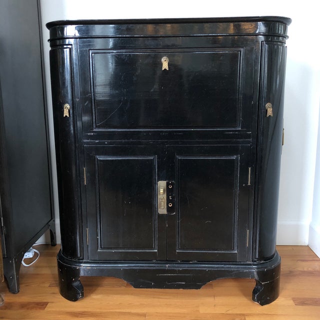 1950s Hollywood Regency Black Lacquer Bar Chairish