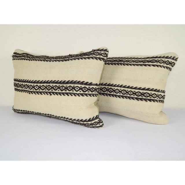 Turkish Set of Two Turkish Lumbar Kilim Pillow, Lumbar Cushion Cover 14'' X 20'' (35 X 50 Cm) For Sale - Image 3 of 6